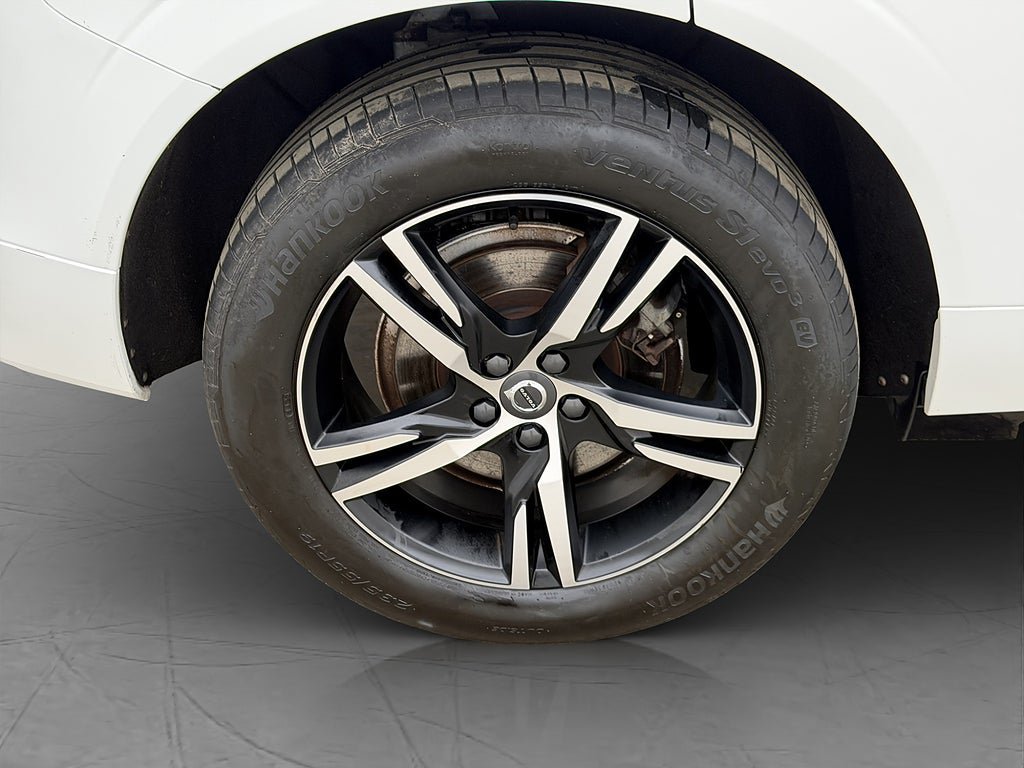 Vehicle Image 38