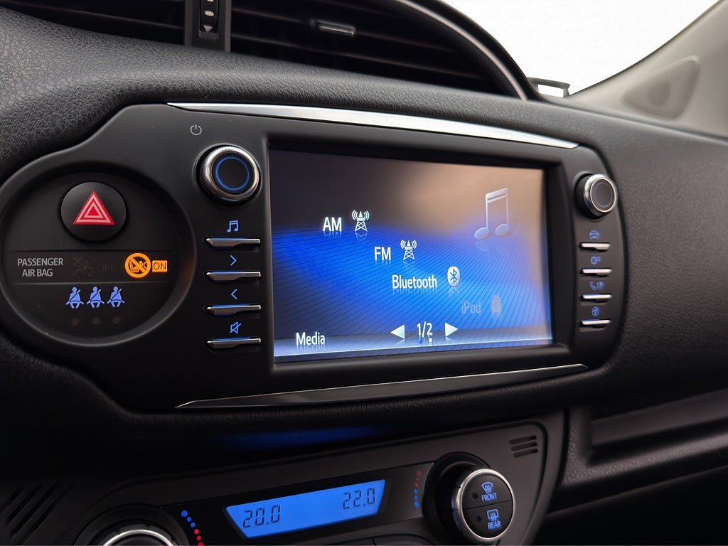 Vehicle Image 19