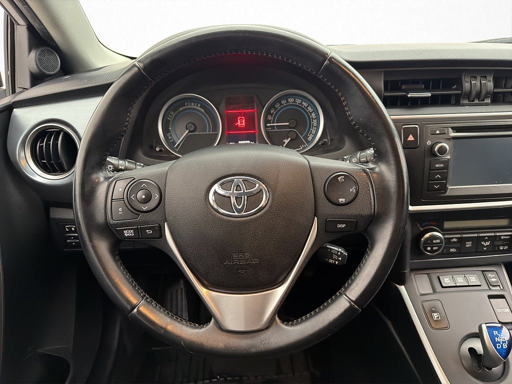 Vehicle Image 13