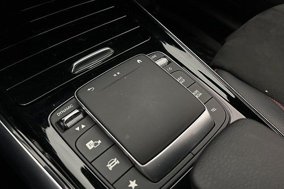 Vehicle Image 29