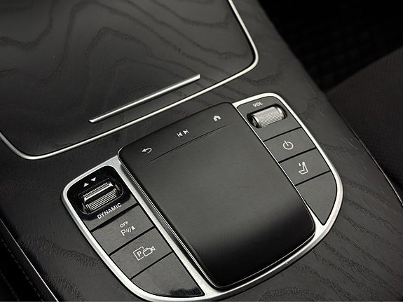 Vehicle Image 28