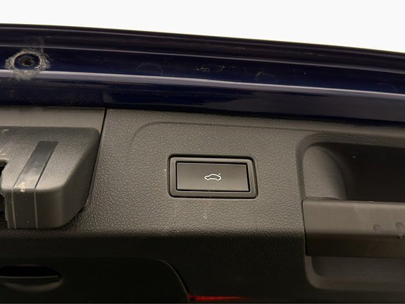 Vehicle Image 27