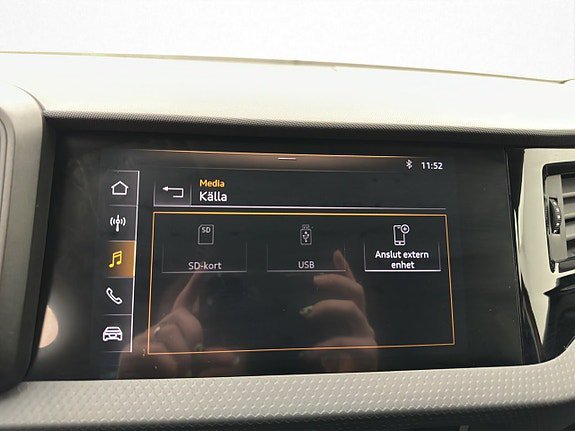 Vehicle Image 15