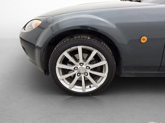 Vehicle Image 22