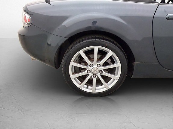 Vehicle Image 24