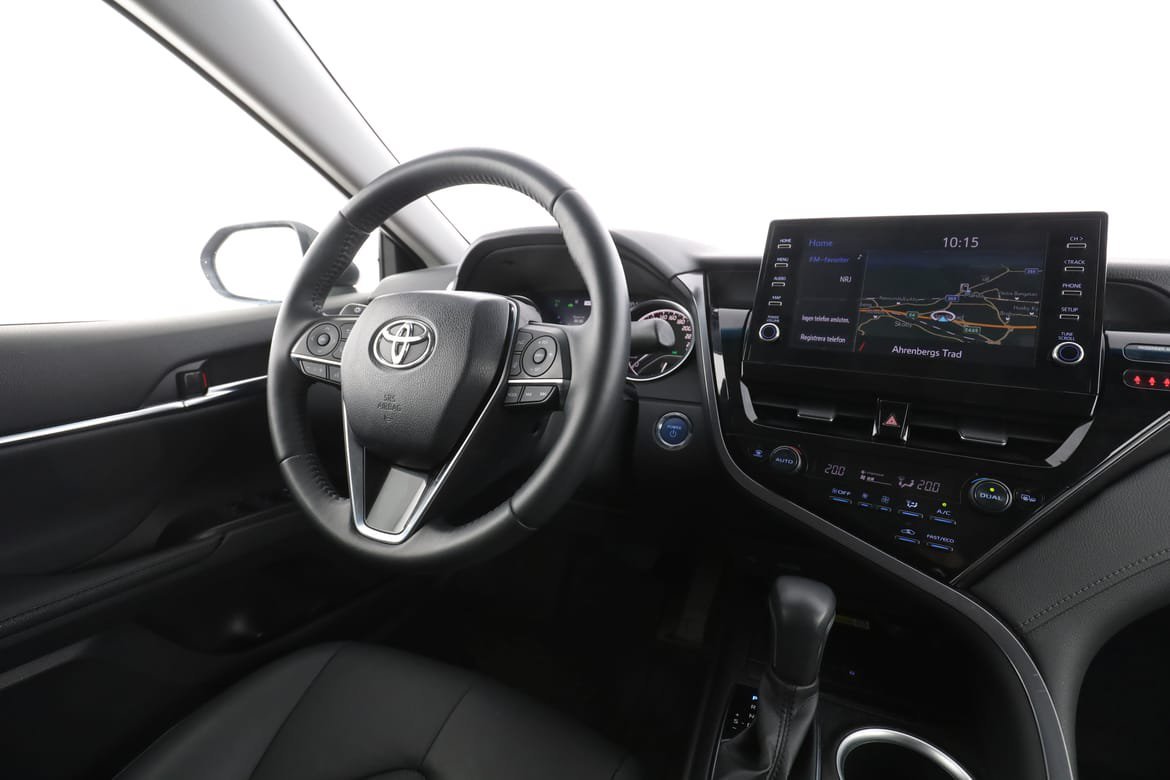 Vehicle Image 13