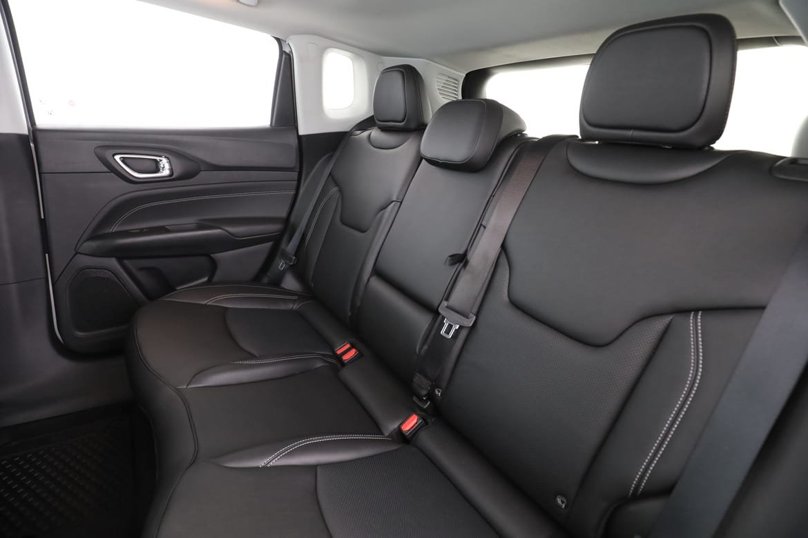 Vehicle Image 14