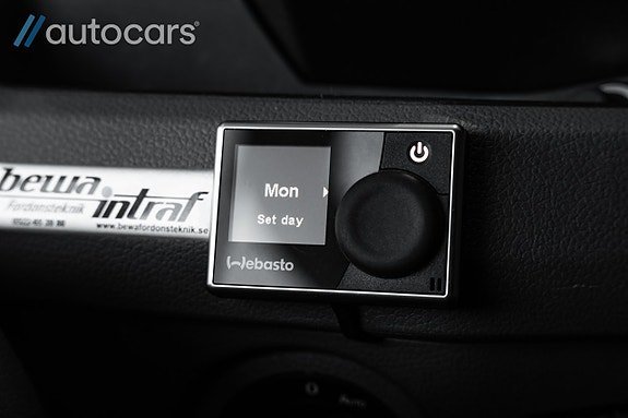 Vehicle Image 29