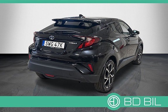 Vehicle Image 9