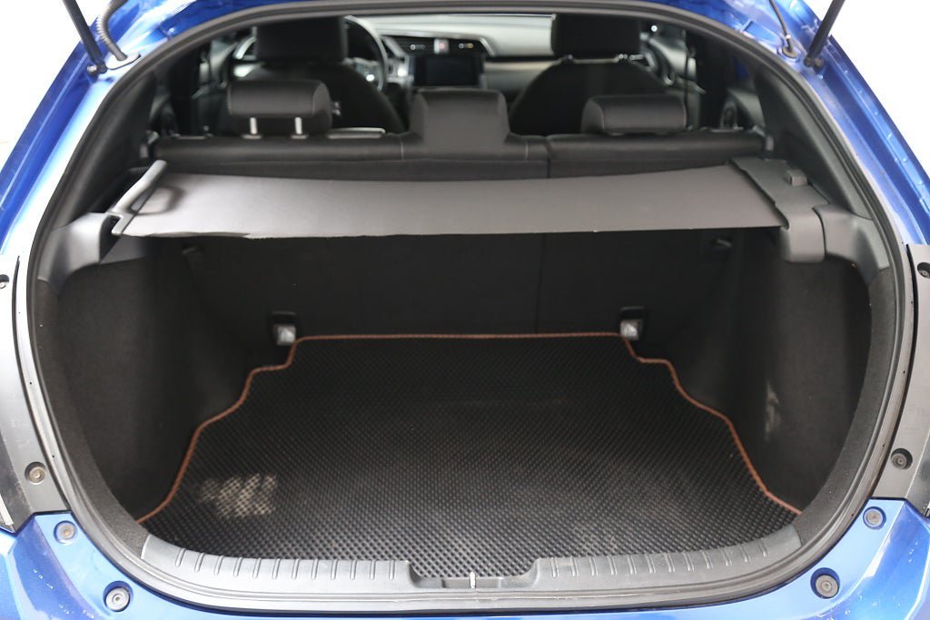 Vehicle Image 23