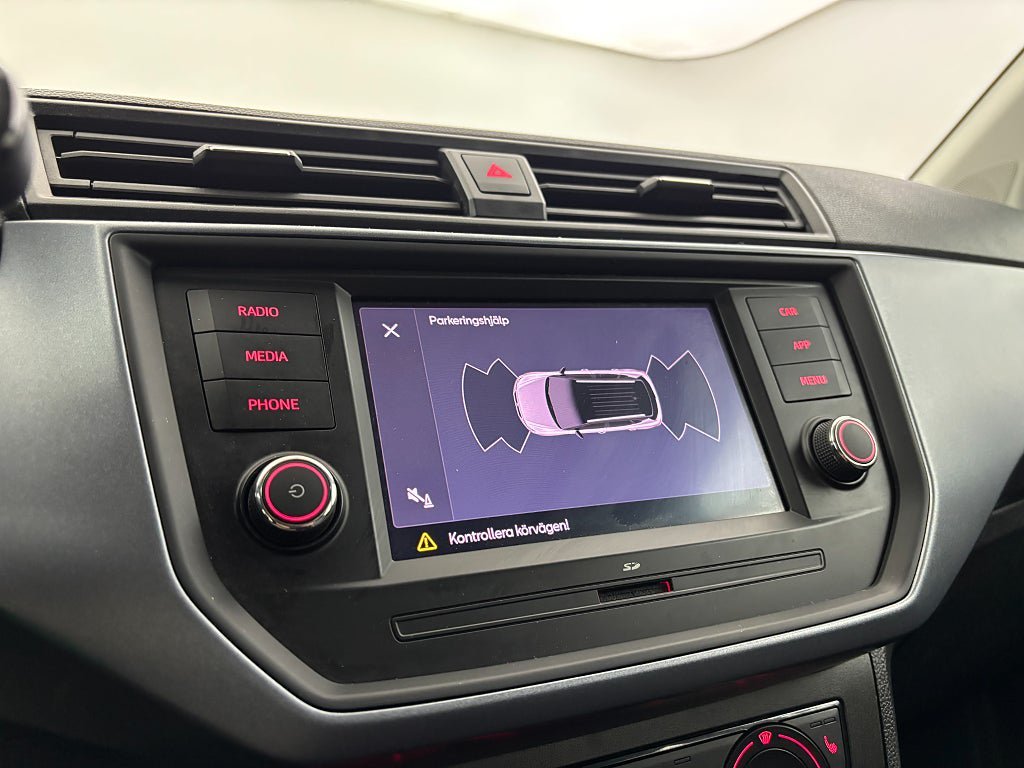 Vehicle Image 22