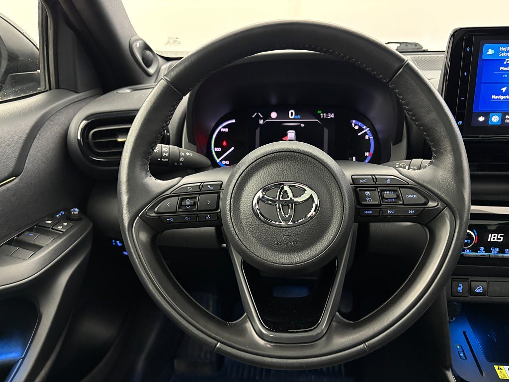 Vehicle Image 19