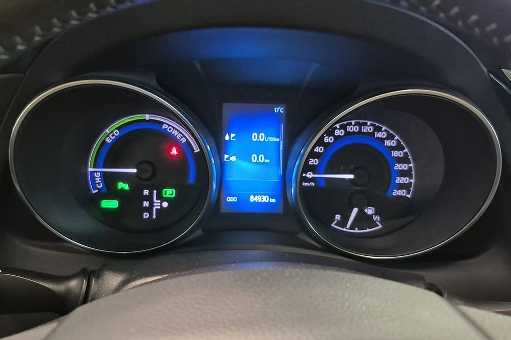 Vehicle Image 16
