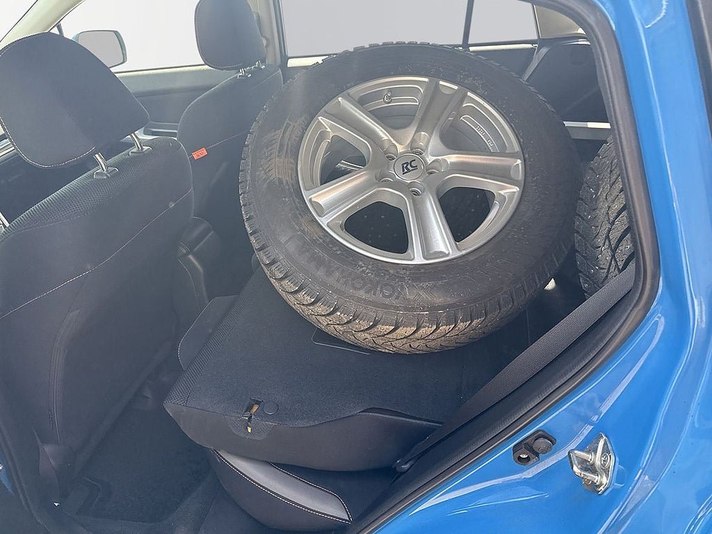 Vehicle Image 7