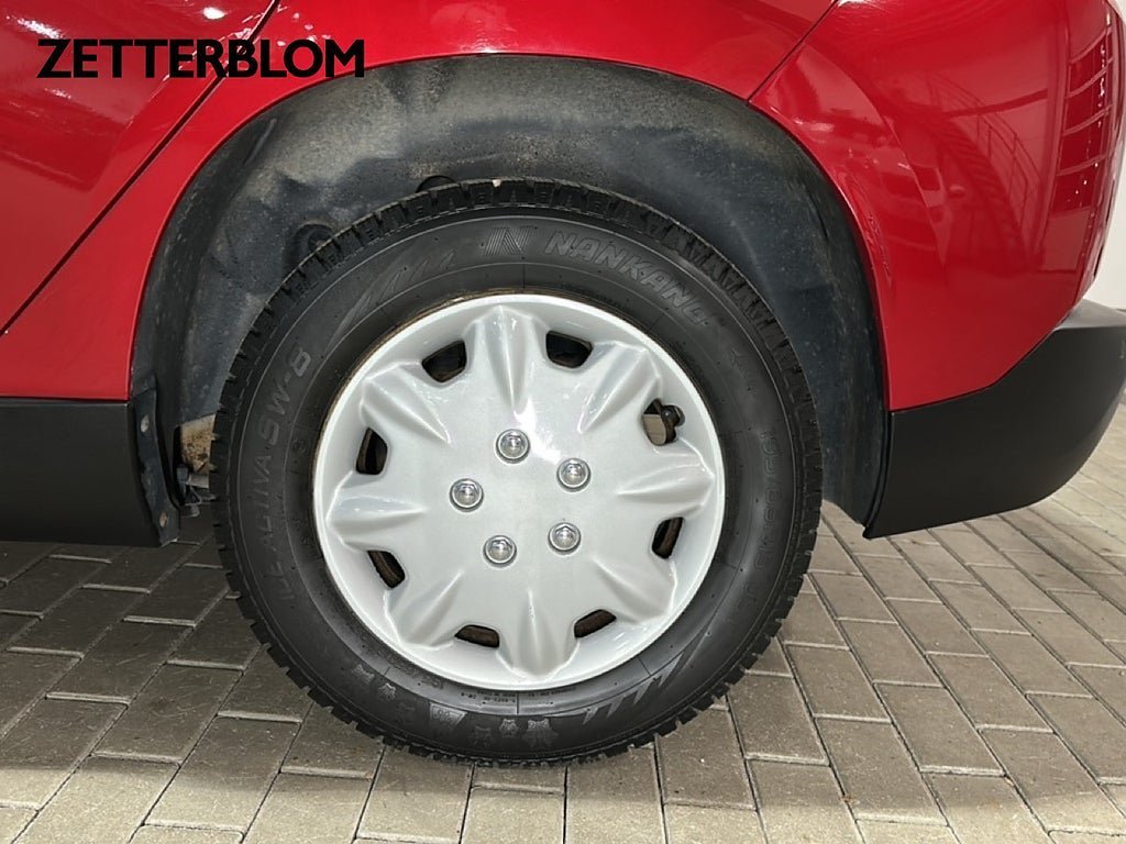 Vehicle Image 13