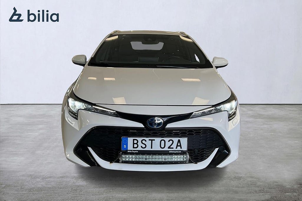 Vehicle Image 6