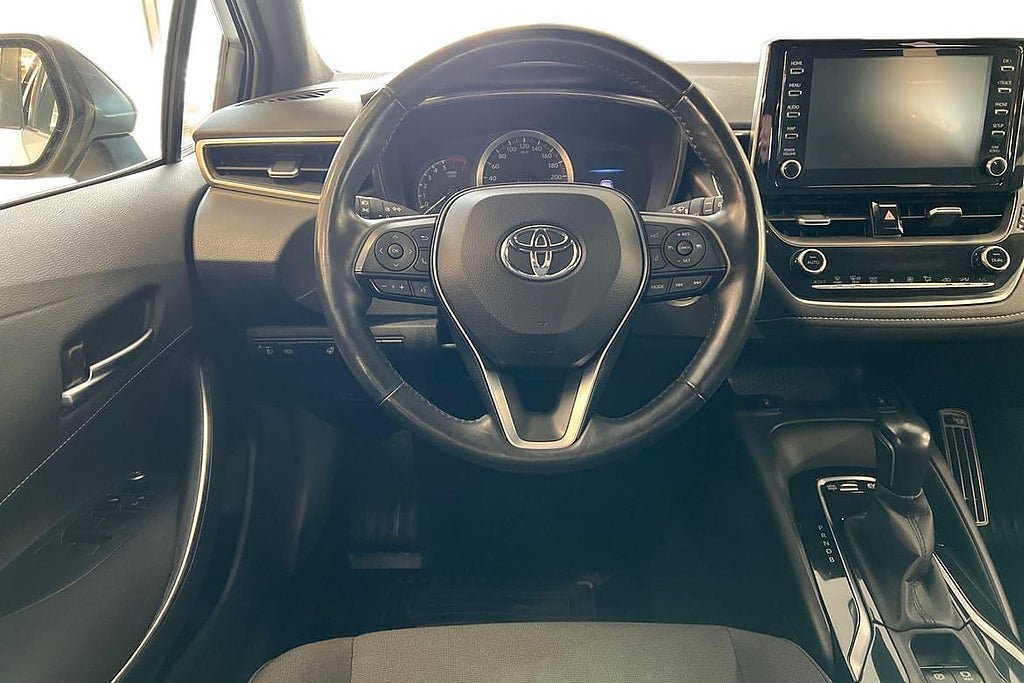 Vehicle Image 11