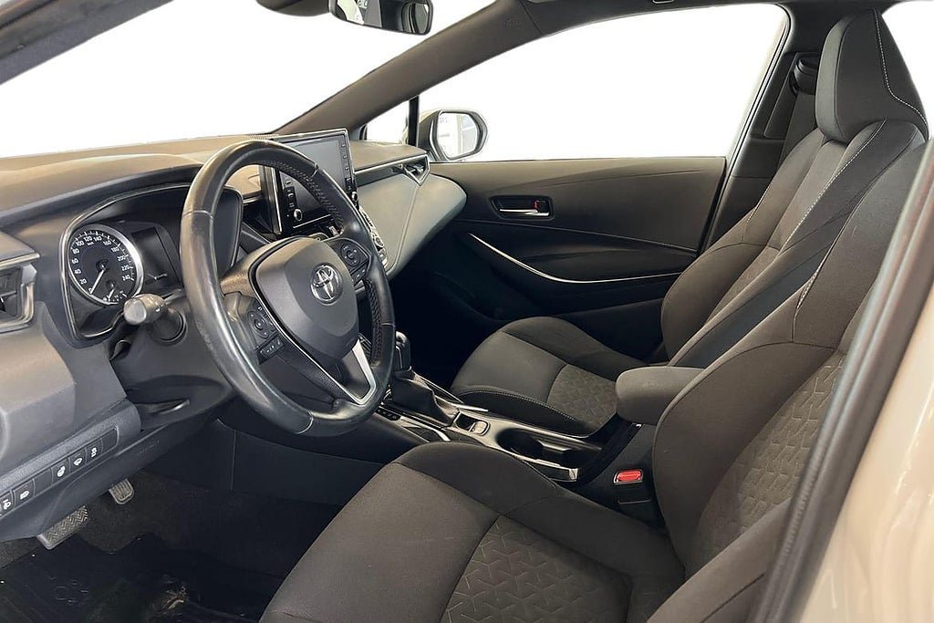 Vehicle Image 14