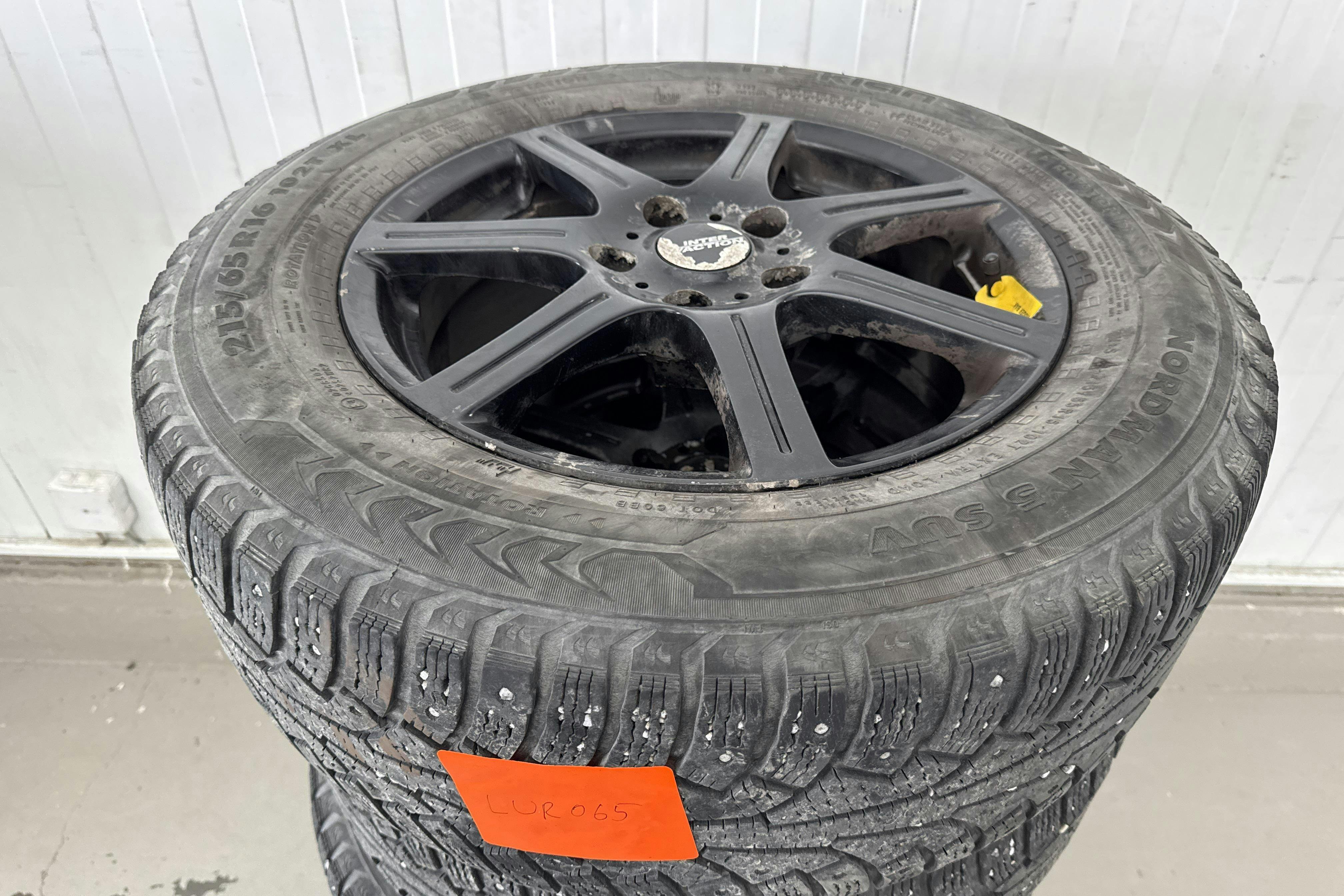 Vehicle Image 11