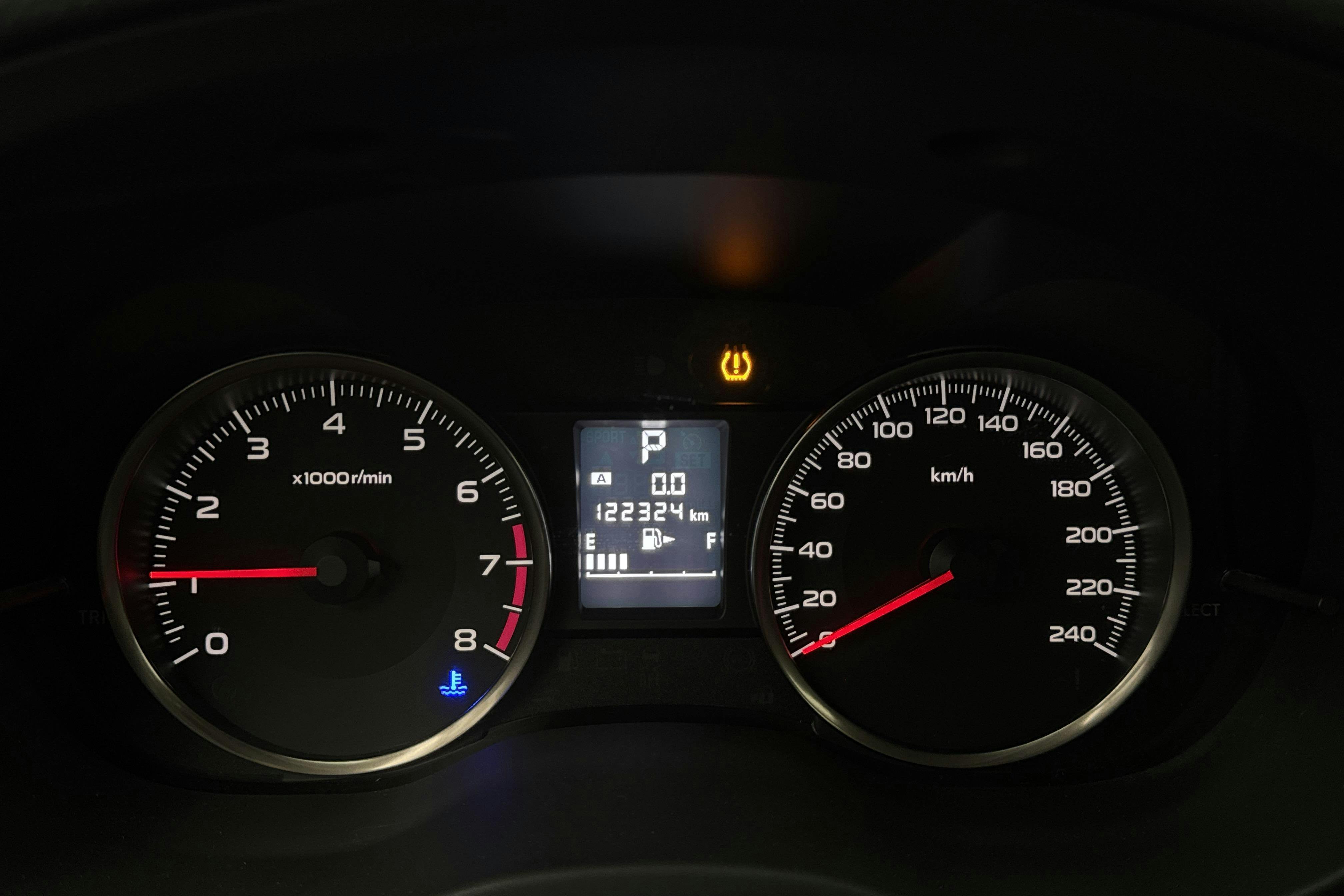 Vehicle Image 11