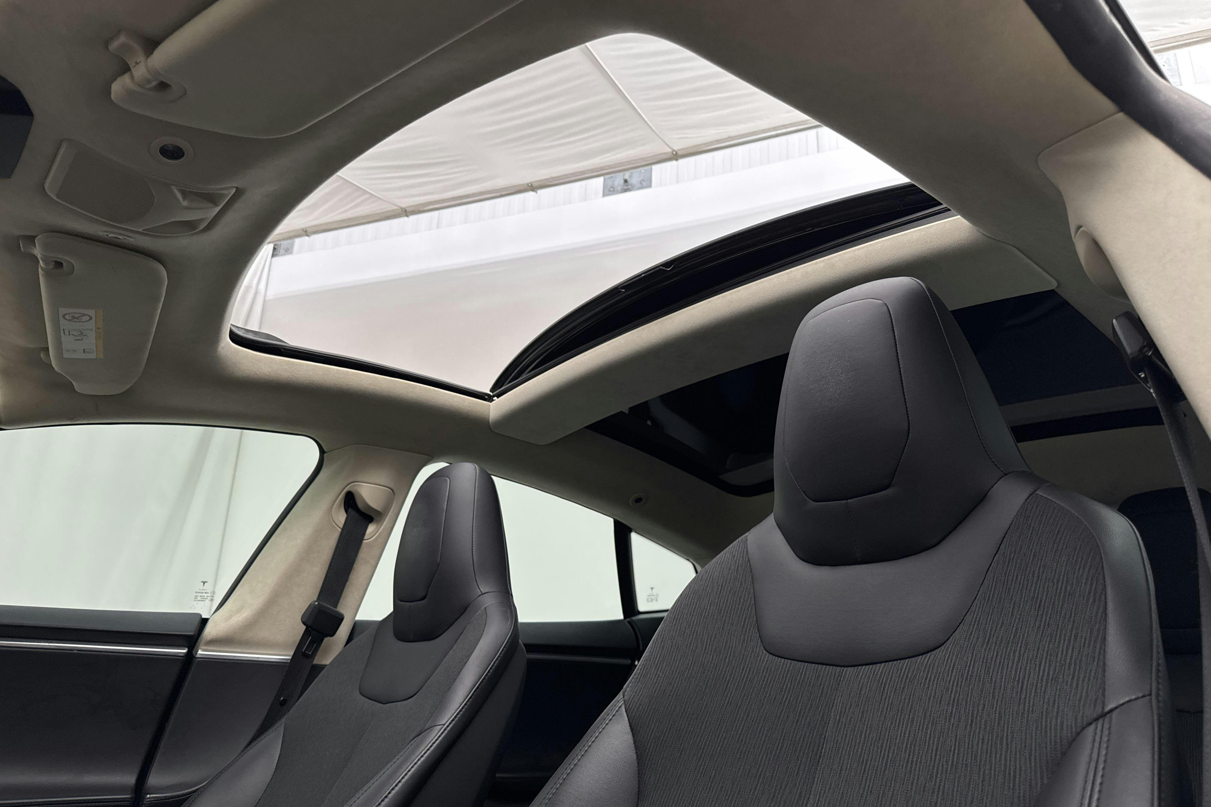 Vehicle Image 17