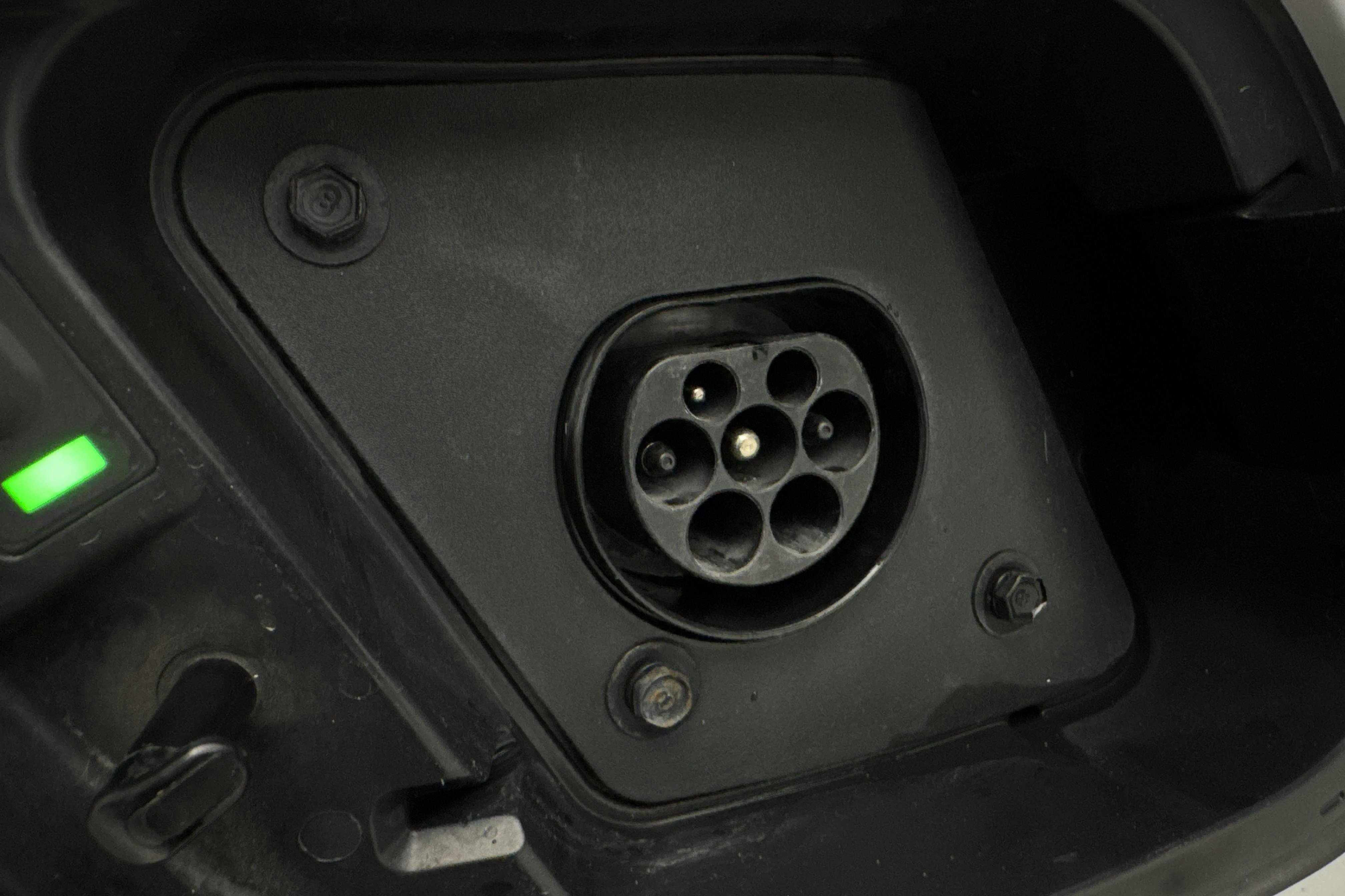 Vehicle Image 19