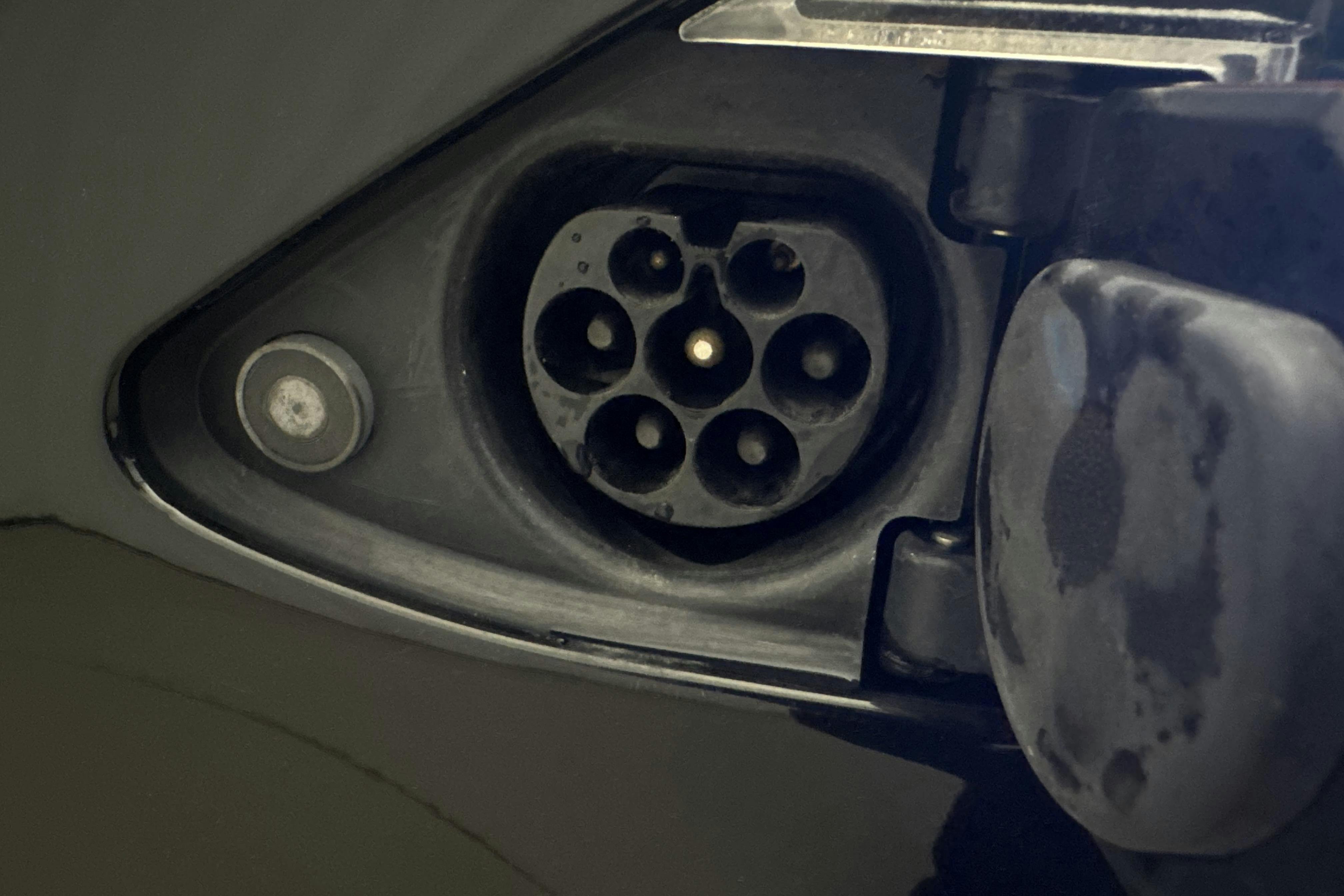 Vehicle Image 22