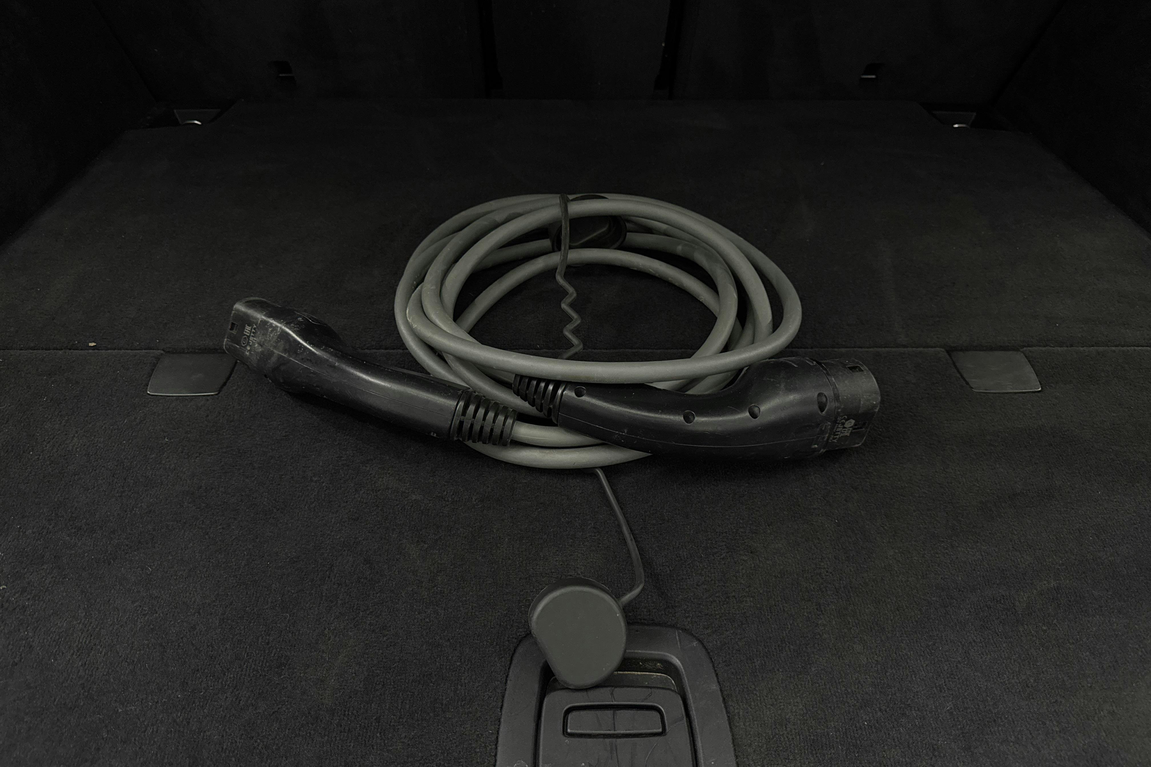 Vehicle Image 22