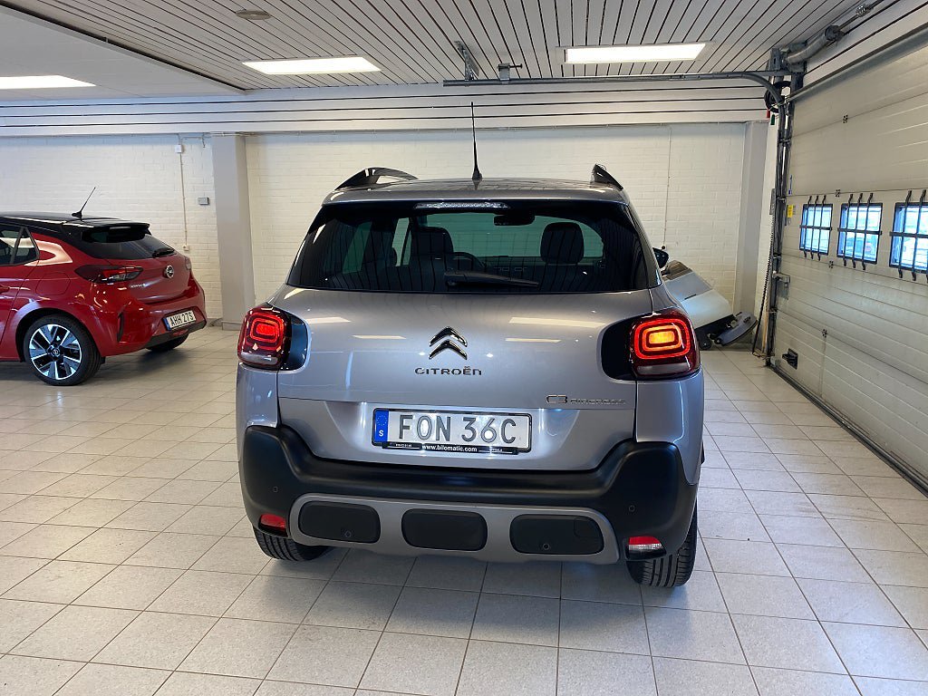 Vehicle Image 7