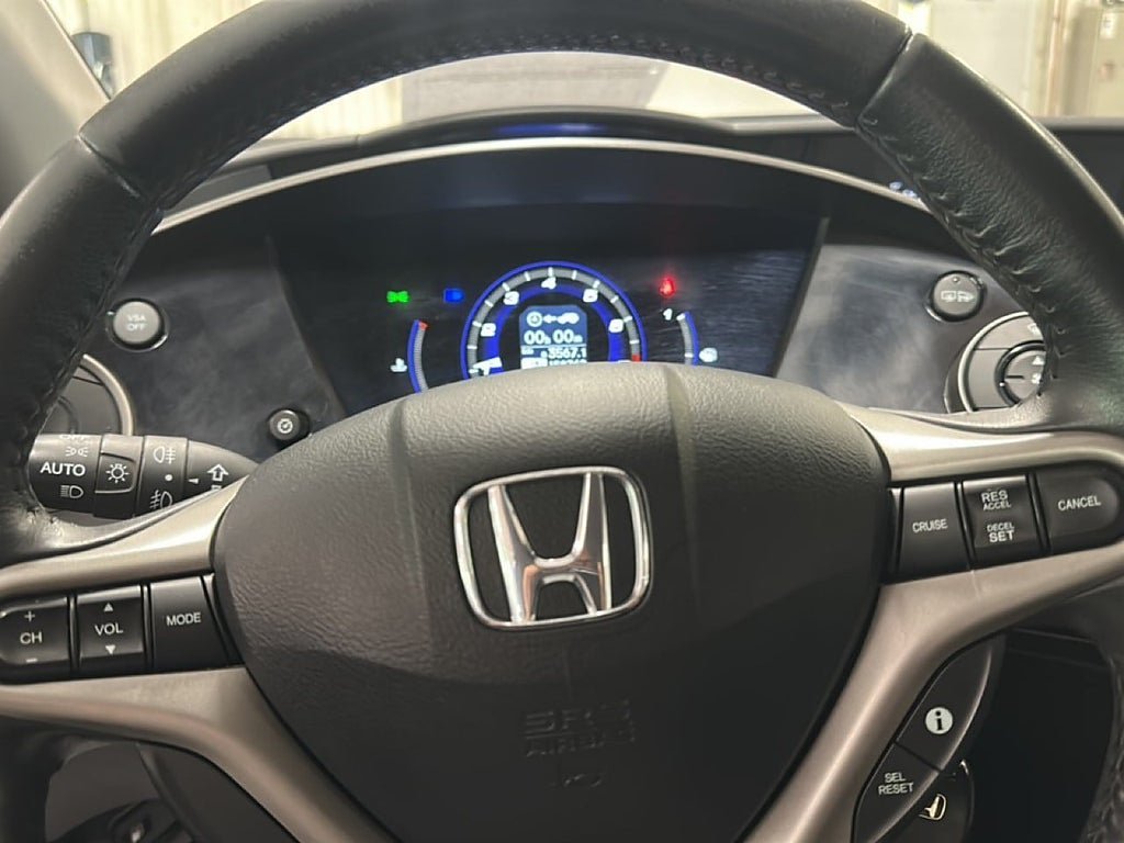 Vehicle Image 13