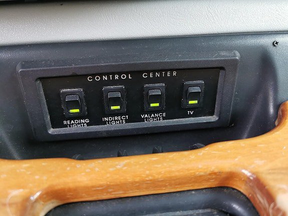 Vehicle Image 24