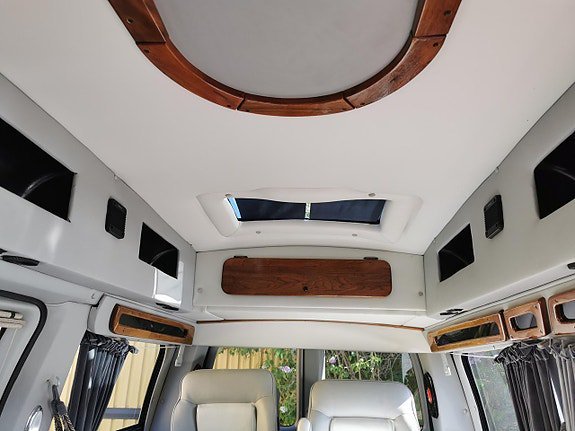 Vehicle Image 31