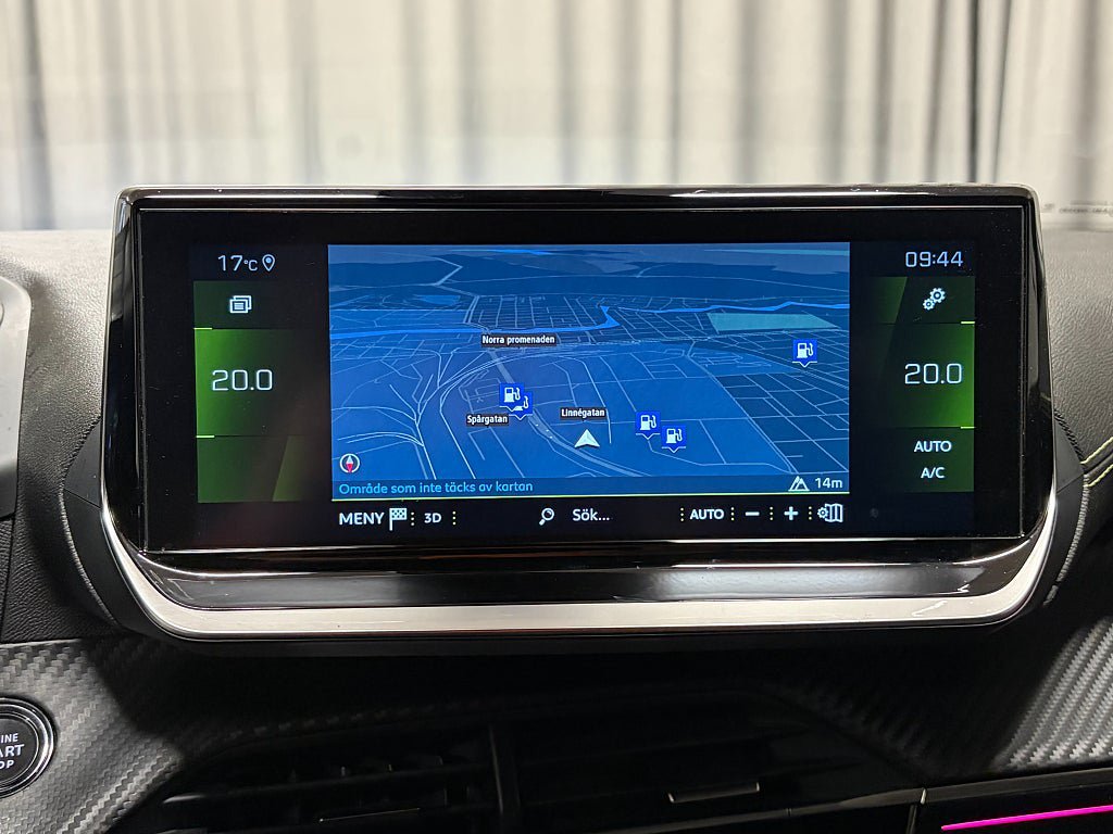 Vehicle Image 16