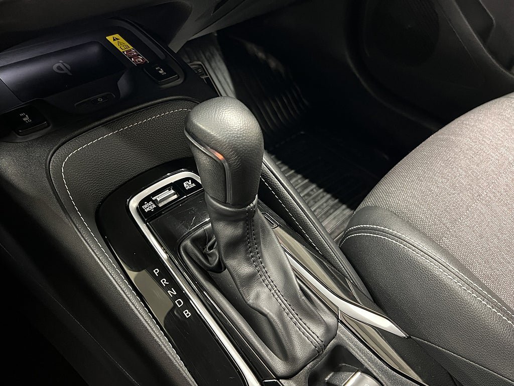 Vehicle Image 22