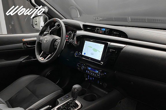 Vehicle Image 16