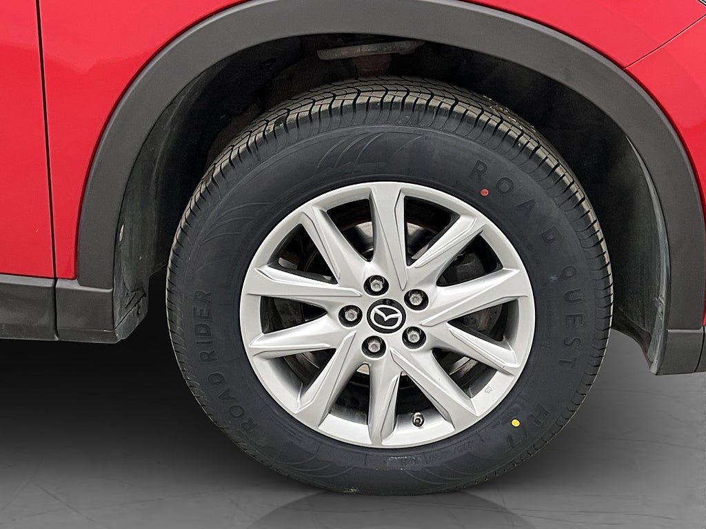 Vehicle Image 32