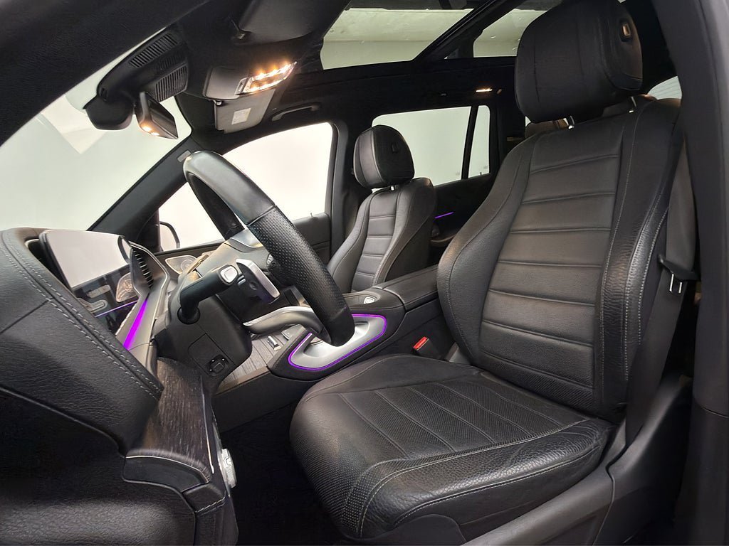 Vehicle Image 36