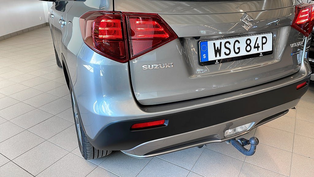 Vehicle Image 13