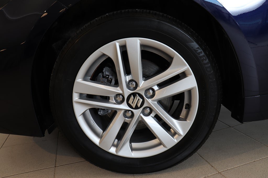 Vehicle Image 17