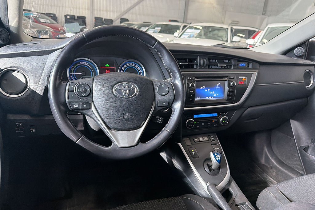 Vehicle Image 9