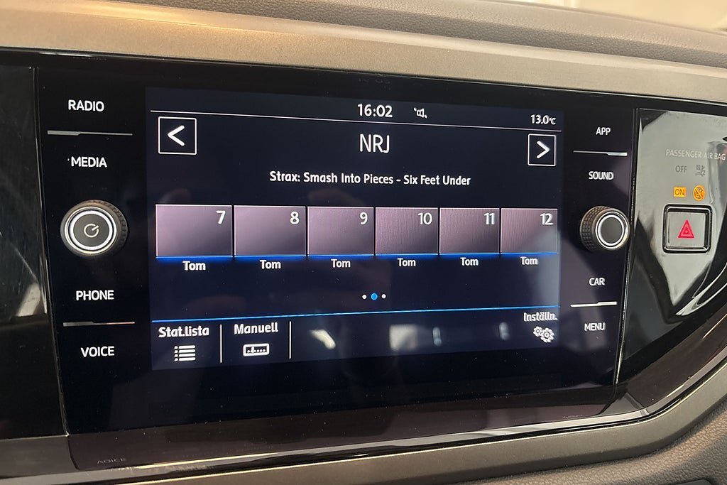 Vehicle Image 15