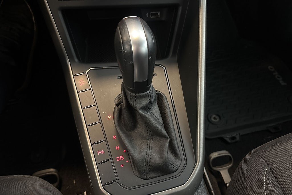 Vehicle Image 17