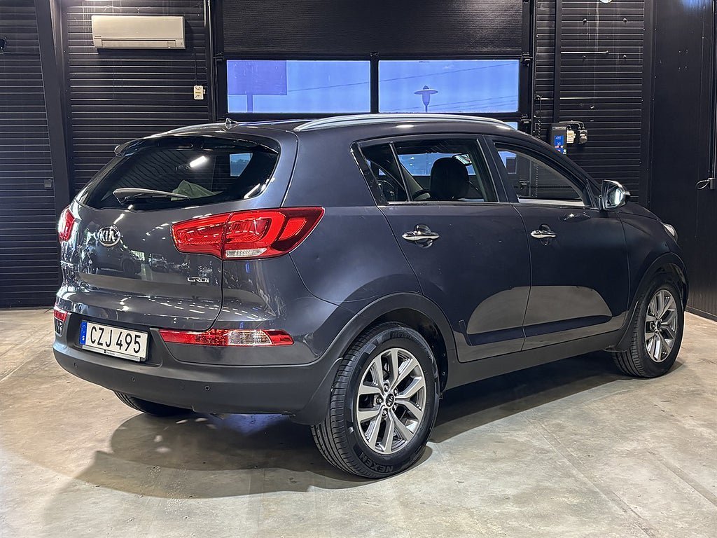 Vehicle Image 6