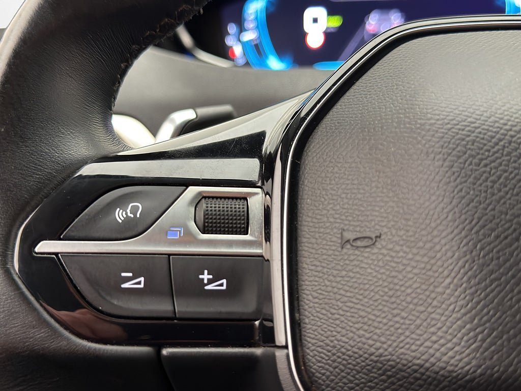 Vehicle Image 28