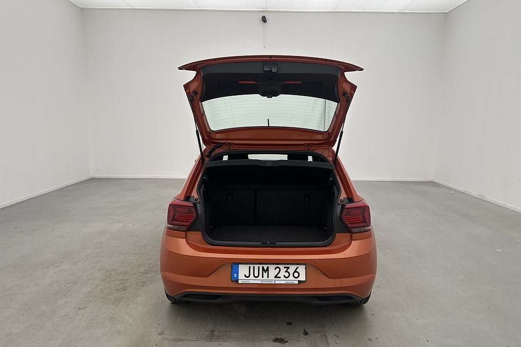 Vehicle Image 11