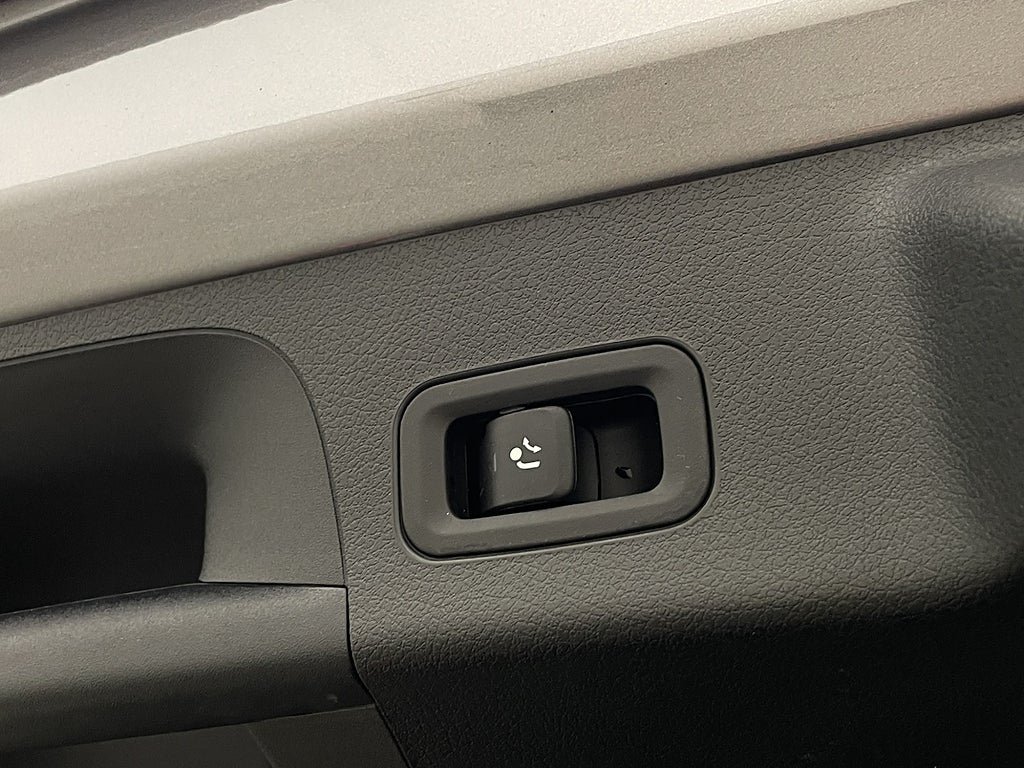 Vehicle Image 27