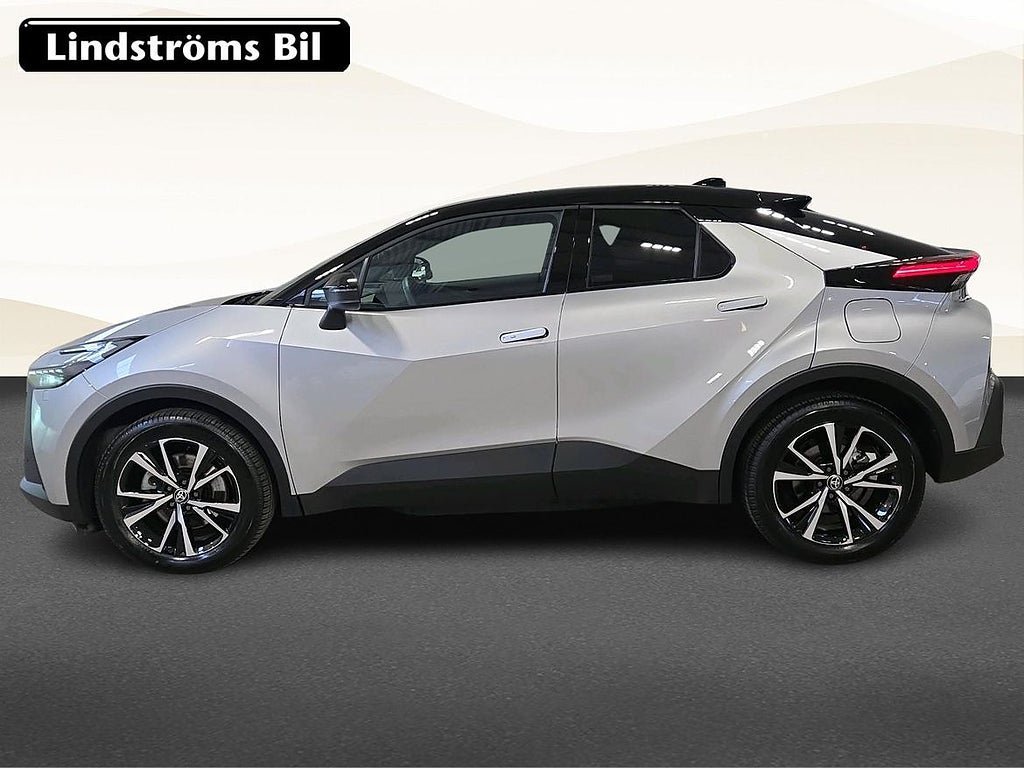 Vehicle Image 12