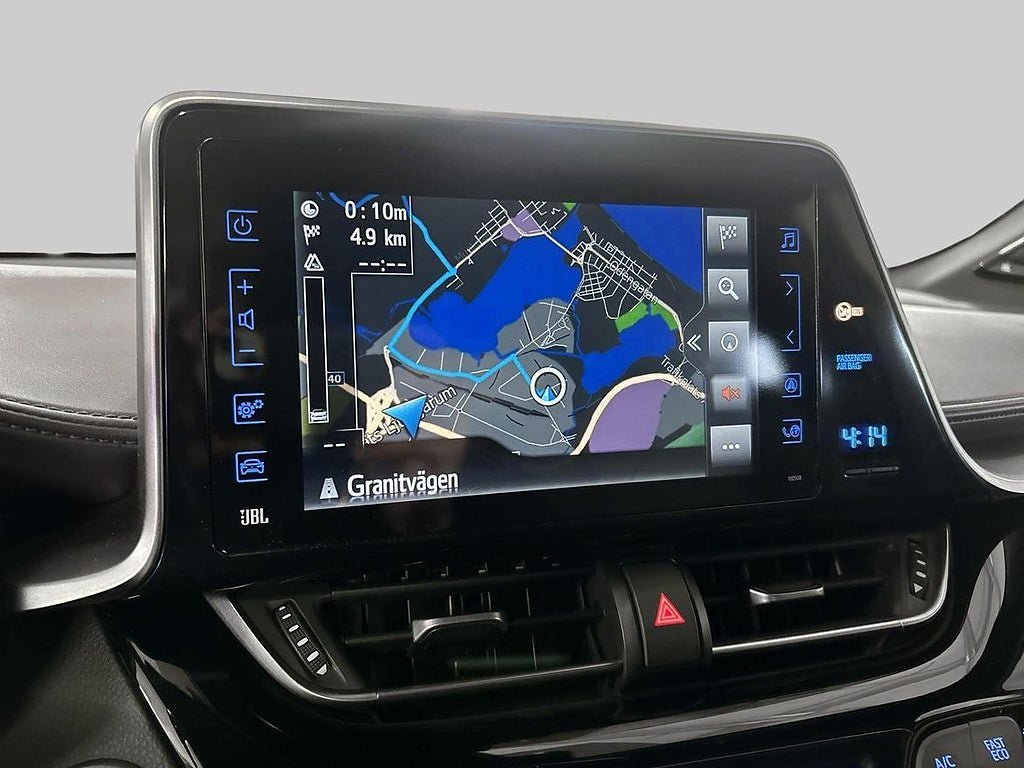 Vehicle Image 15