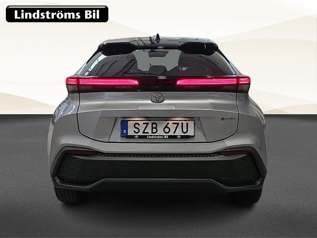 Vehicle Image 15
