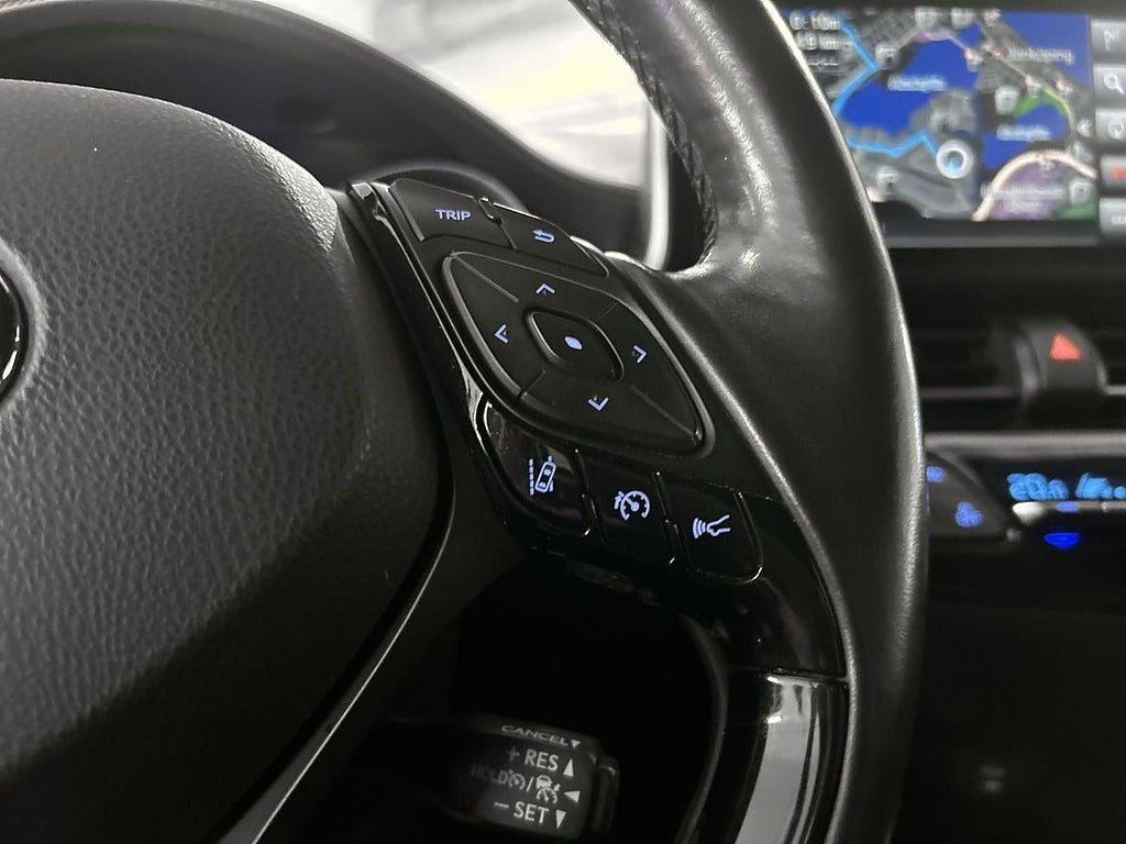 Vehicle Image 18